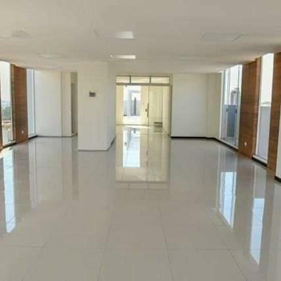 Hermoso Y Unico Apartamento Moderno, En Pleno Centro De Santa Cruz, Con Netflix Wi-Fi De 60 Mb, Estacionamiento Gratis Y Ac En Todos Los Ambientes Santa Cruz de La Sierra Eksteriør bilde