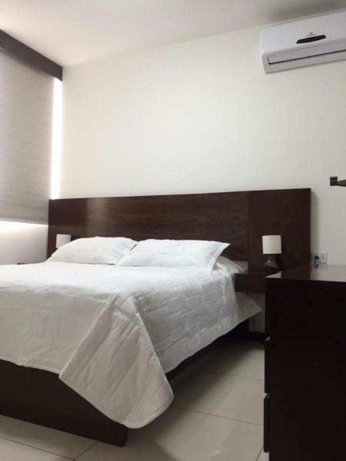 Hermoso Y Unico Apartamento Moderno, En Pleno Centro De Santa Cruz, Con Netflix Wi-Fi De 60 Mb, Estacionamiento Gratis Y Ac En Todos Los Ambientes Santa Cruz de La Sierra Eksteriør bilde