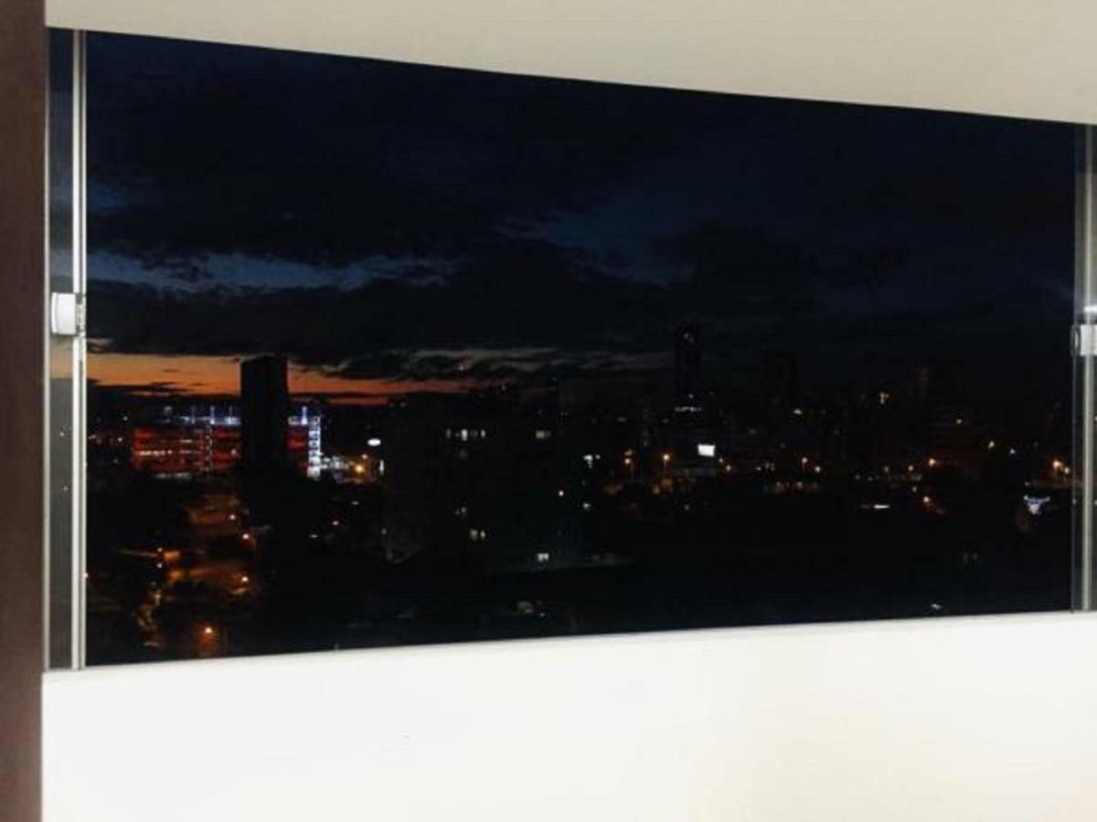 Hermoso Y Unico Apartamento Moderno, En Pleno Centro De Santa Cruz, Con Netflix Wi-Fi De 60 Mb, Estacionamiento Gratis Y Ac En Todos Los Ambientes Santa Cruz de La Sierra Eksteriør bilde